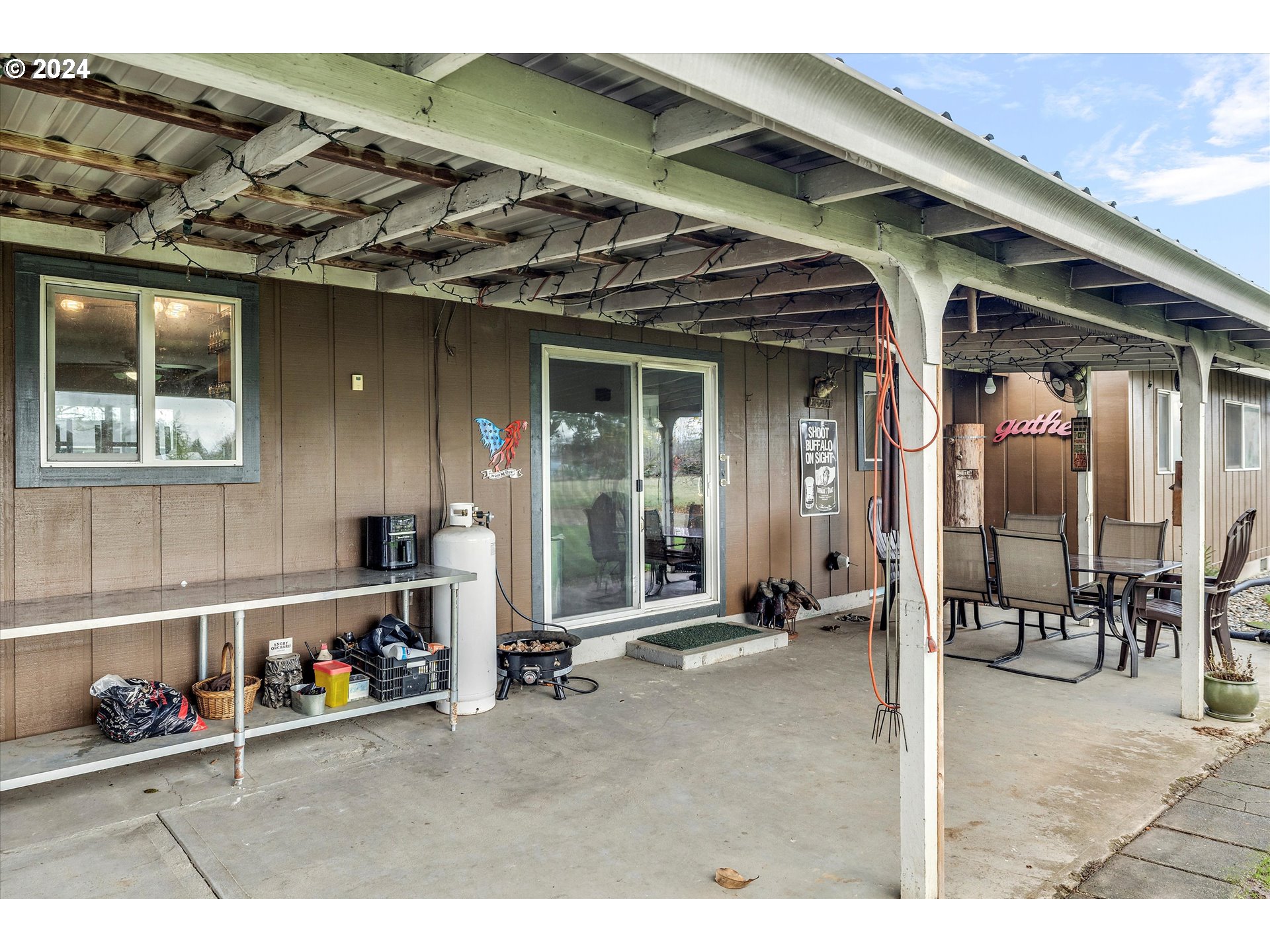 27200 Dave Road Canby, OR 97013 - Photo 24 of 41 a view of outdoor space and porch