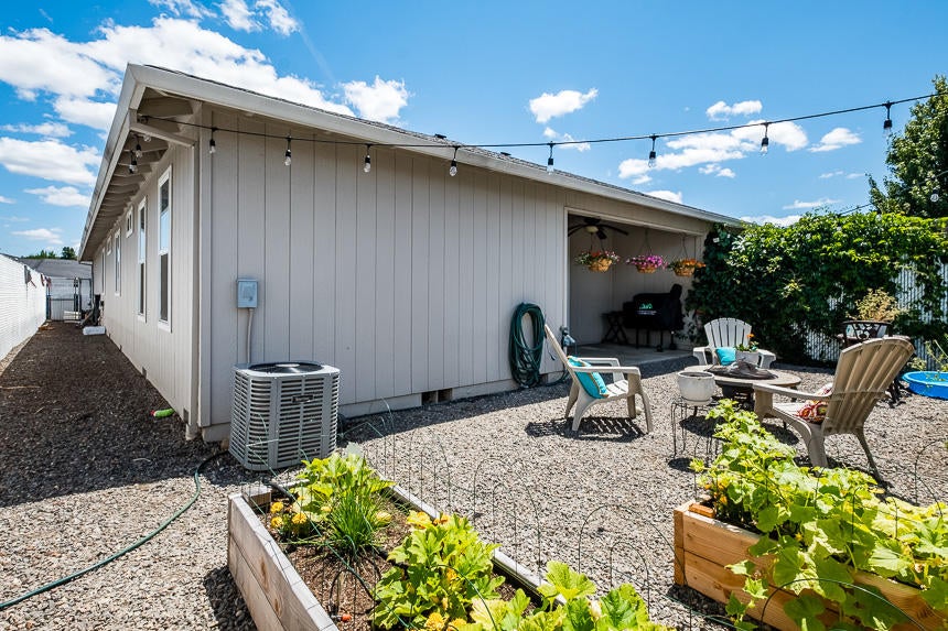 419 Montclair Way Eagle Point, OR 97524 - Photo 28 of 28 419 Montclair-30