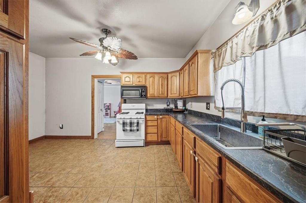 125 Atlas Avenue Rochester, PA 15074 - Photo 12 of 32