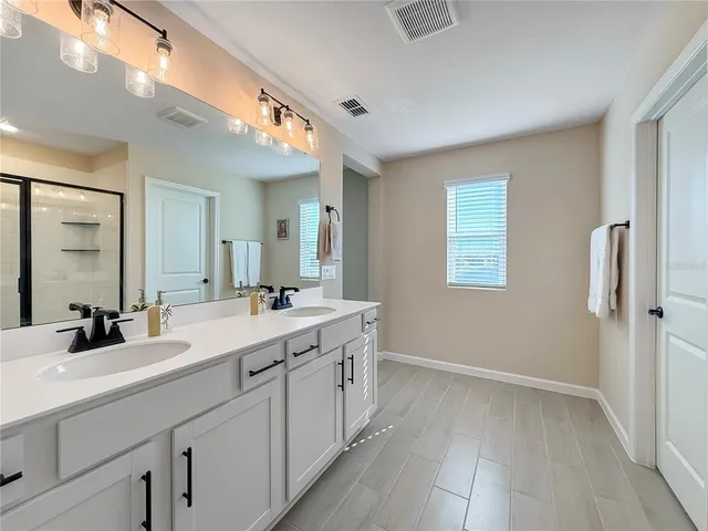 $579,900 | 2966 Sharp Road, Kissimmee, FL 34744