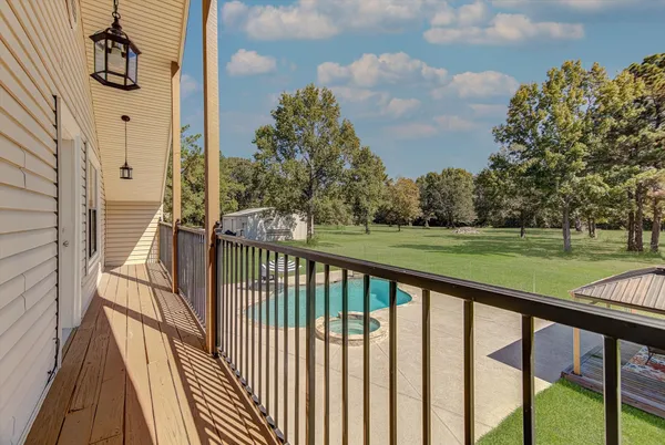 $650,000 | 14750 Highway 146, Liberty, TX 77575