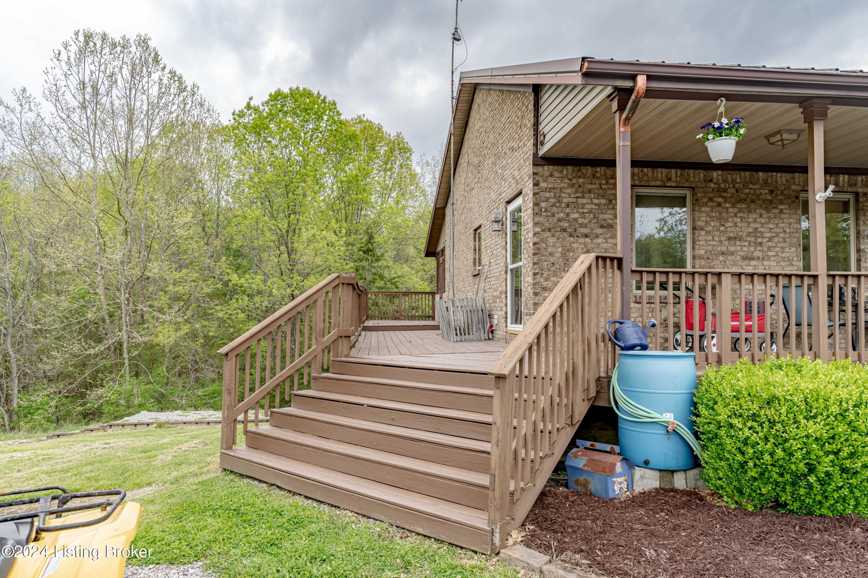 9881 Waddy Road Waddy, KY 40076 - Photo 45 of 80 DSC05358