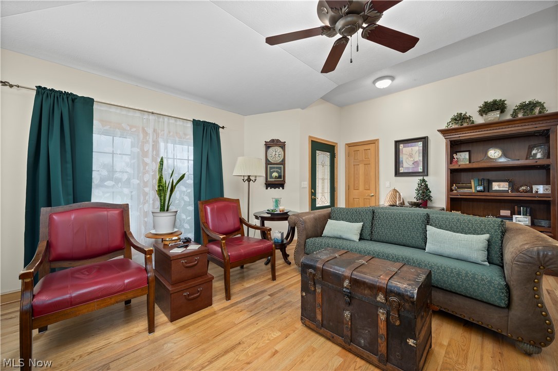 12488 Baumhart Road Oberlin, OH 44074 - Photo 14 of 44