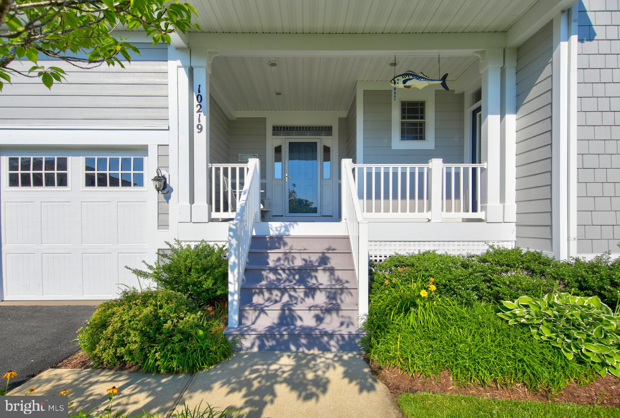 10219 Ruffian Lane Berlin, MD 21811 - Photo 4 of 78 Spacious Front Porch