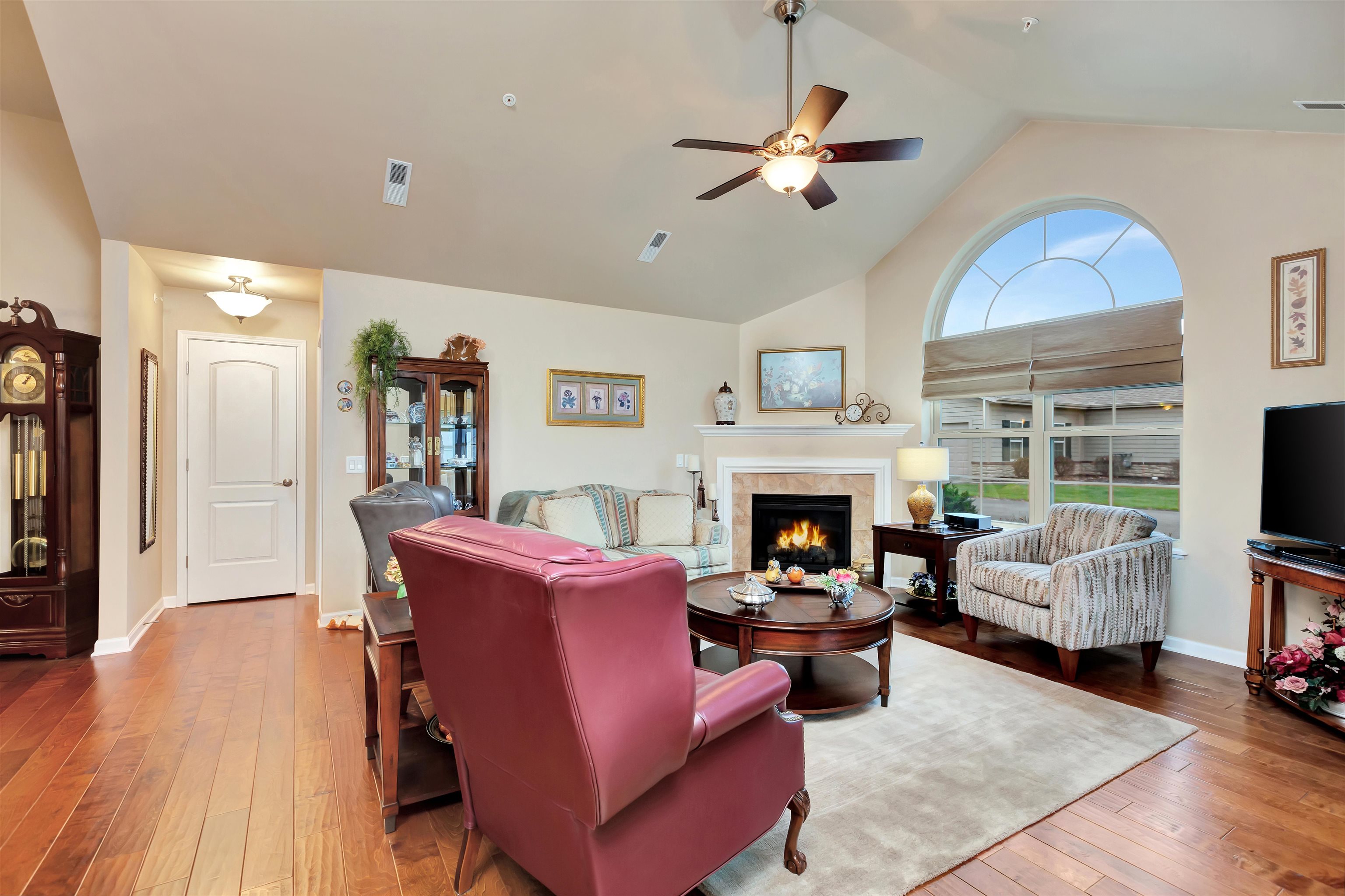 2107 Milestone Drive Appleton, WI 54913 - Photo 4 of 29