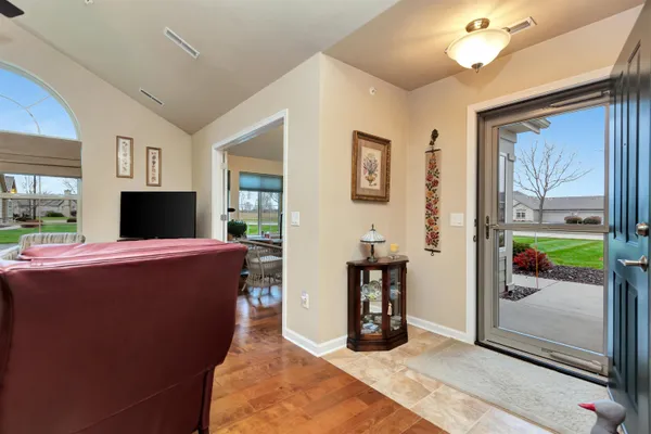 $425,000 | 2107 Milestone Drive, Appleton, WI 54913