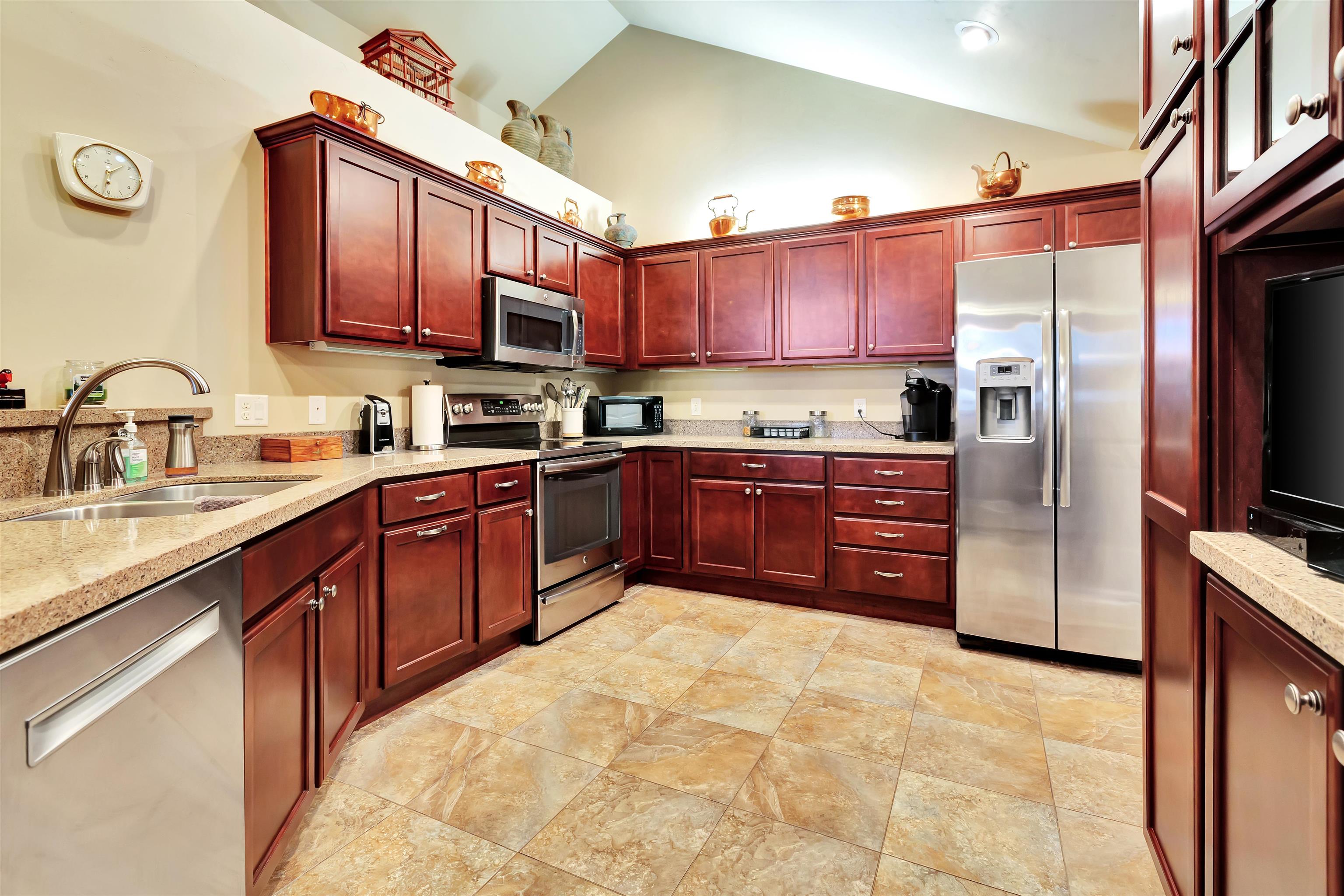 2107 Milestone Drive Appleton, WI 54913 - Photo 10 of 29