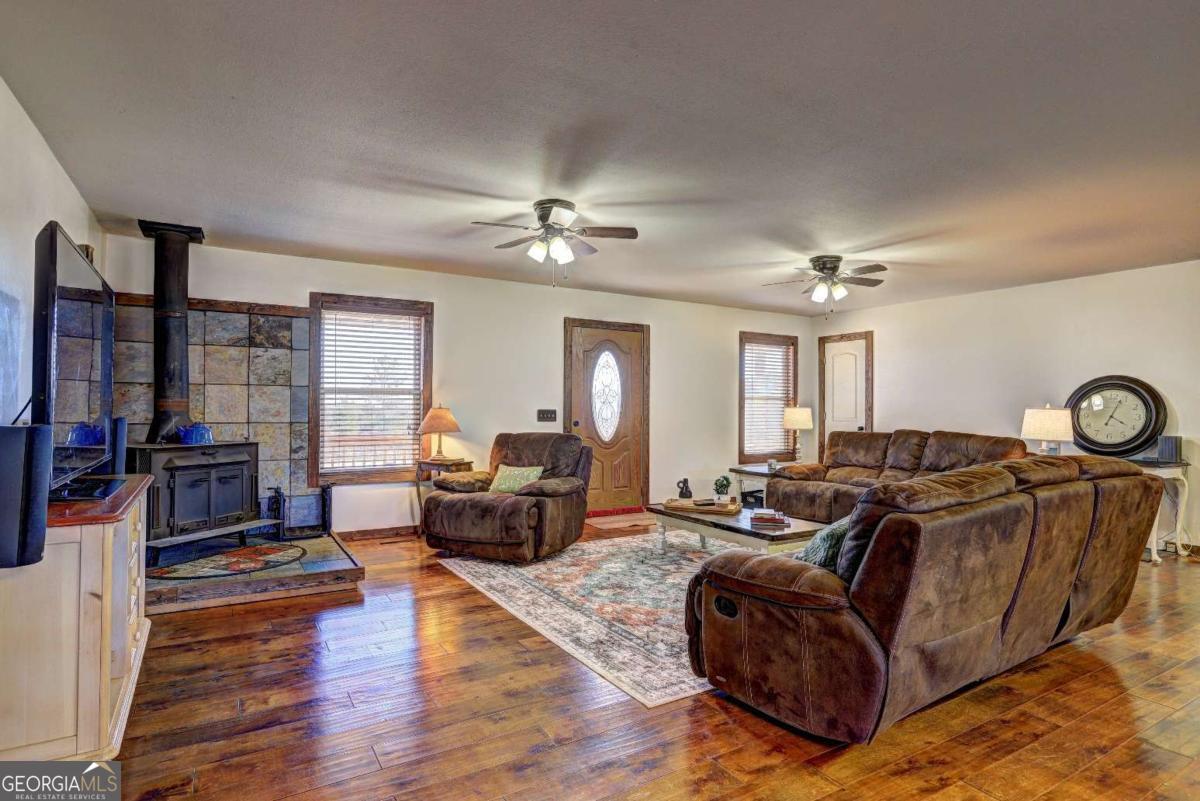 1891 RG Starley Road McIntyre, GA 31054 - Photo 9 of 55