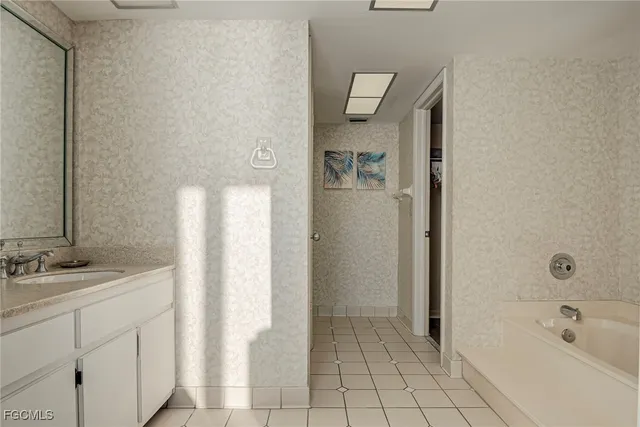 $569,000 | 17080 Harbour Point Drive, Unit 1116, Fort Myers, FL 33908