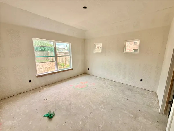 $329,990 | 170 Mustang Bend, Kyle, TX 78640