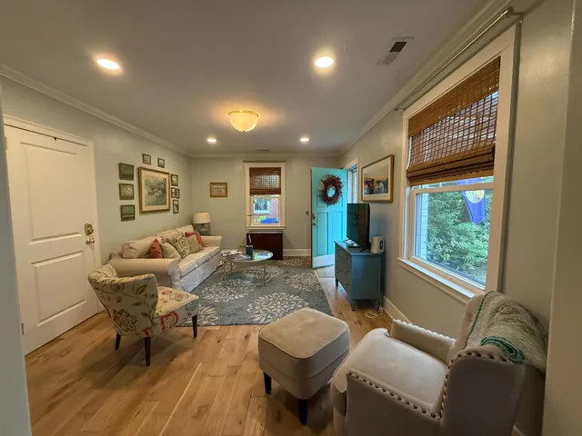 $3,400 | 21 Craven Avenue, Charleston, SC 29407