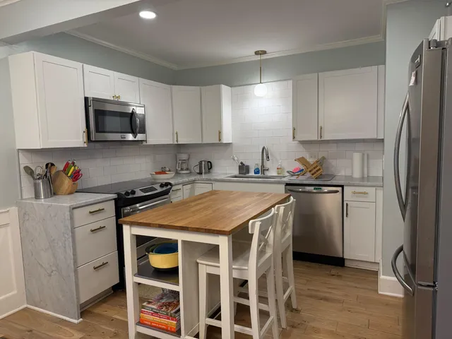 $3,400 | 21 Craven Avenue, Charleston, SC 29407