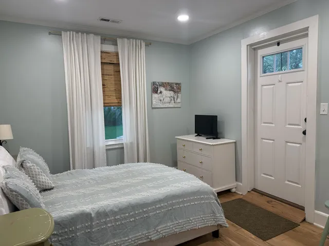 $3,400 | 21 Craven Avenue, Charleston, SC 29407