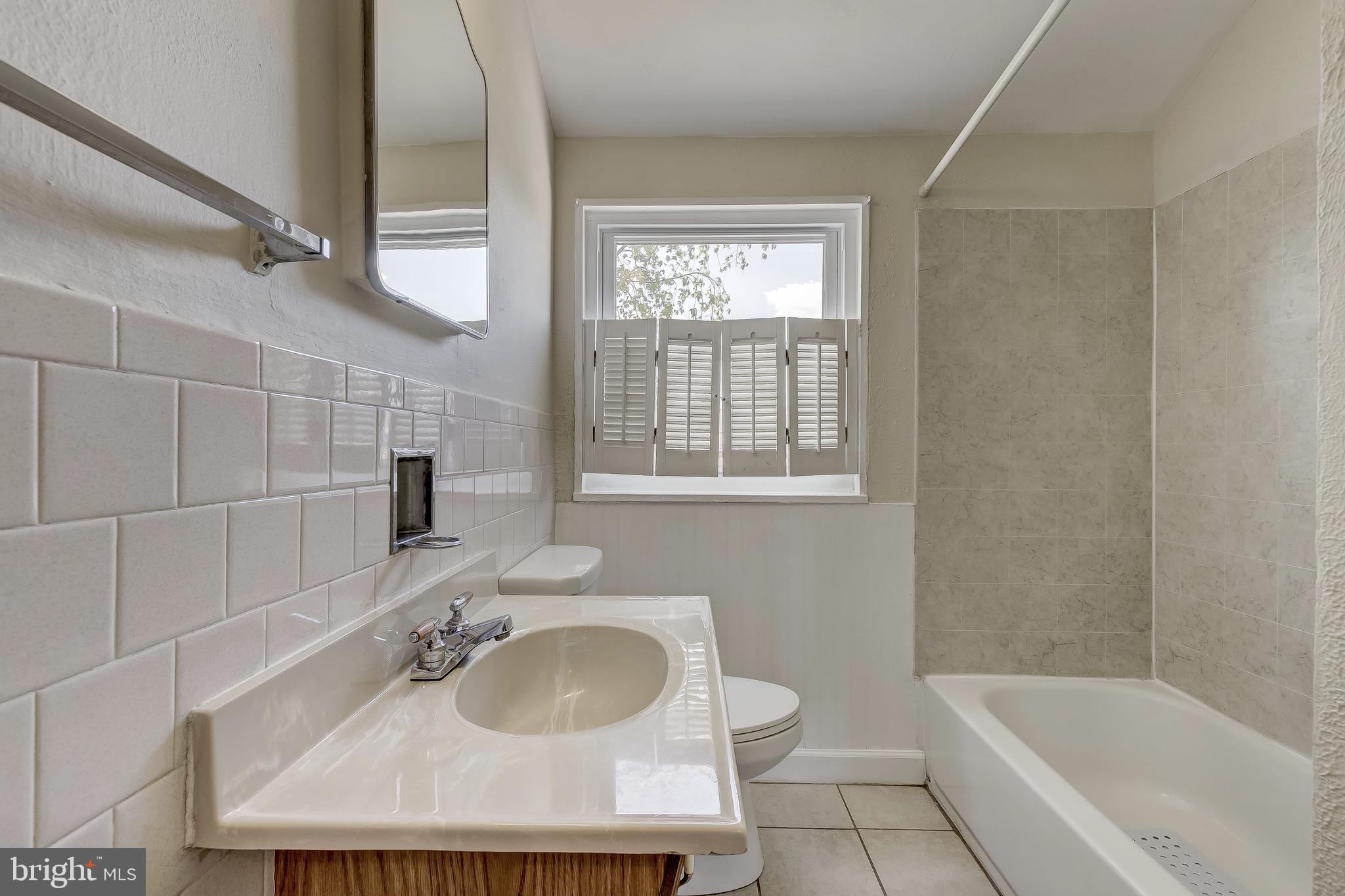 8043 Wallace Road Dundalk, MD 21222 - Photo 26 of 35 Bathroom
