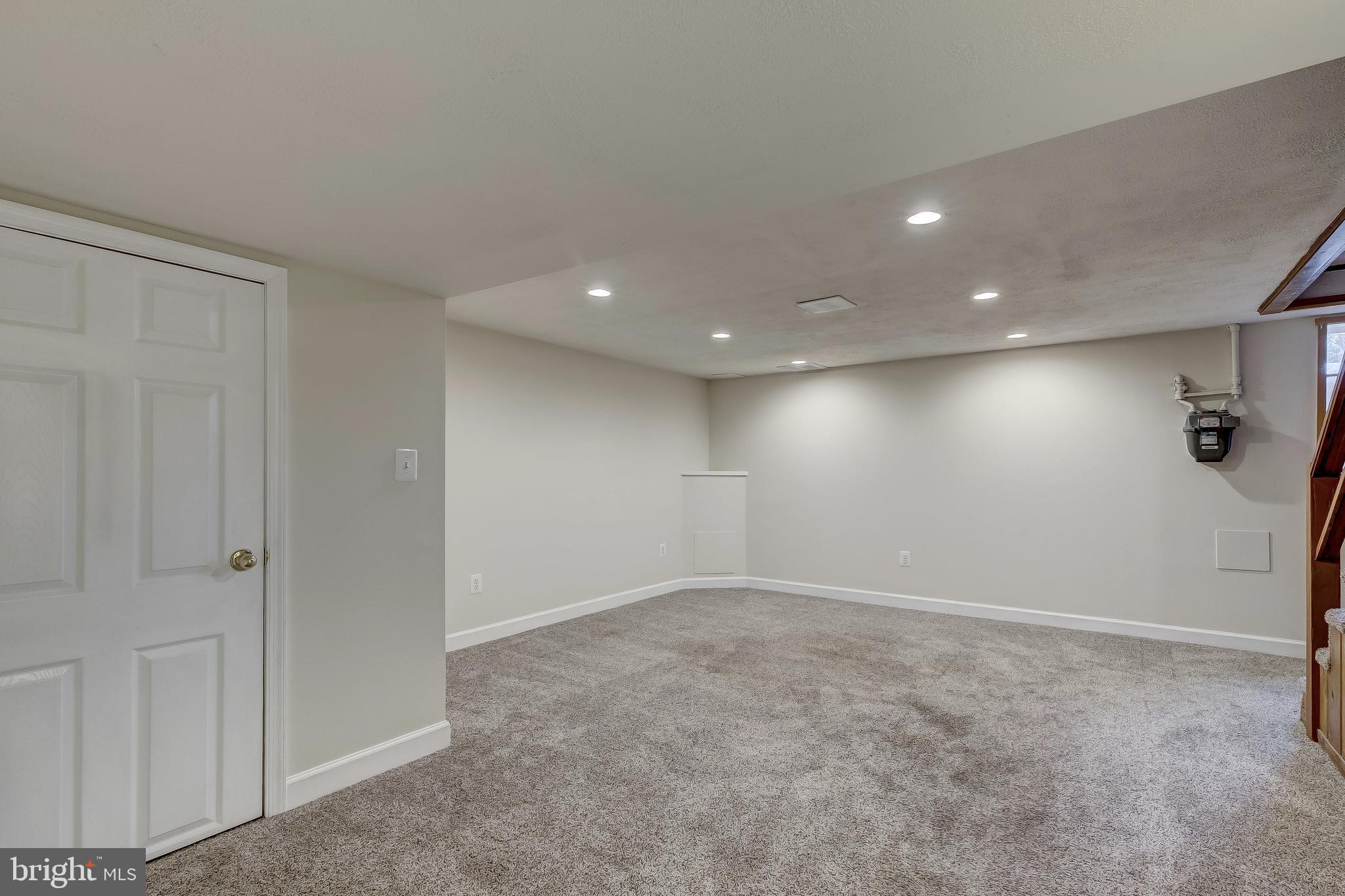 8043 Wallace Road Dundalk, MD 21222 - Photo 28 of 35 Basement w/ 1/2 Bath