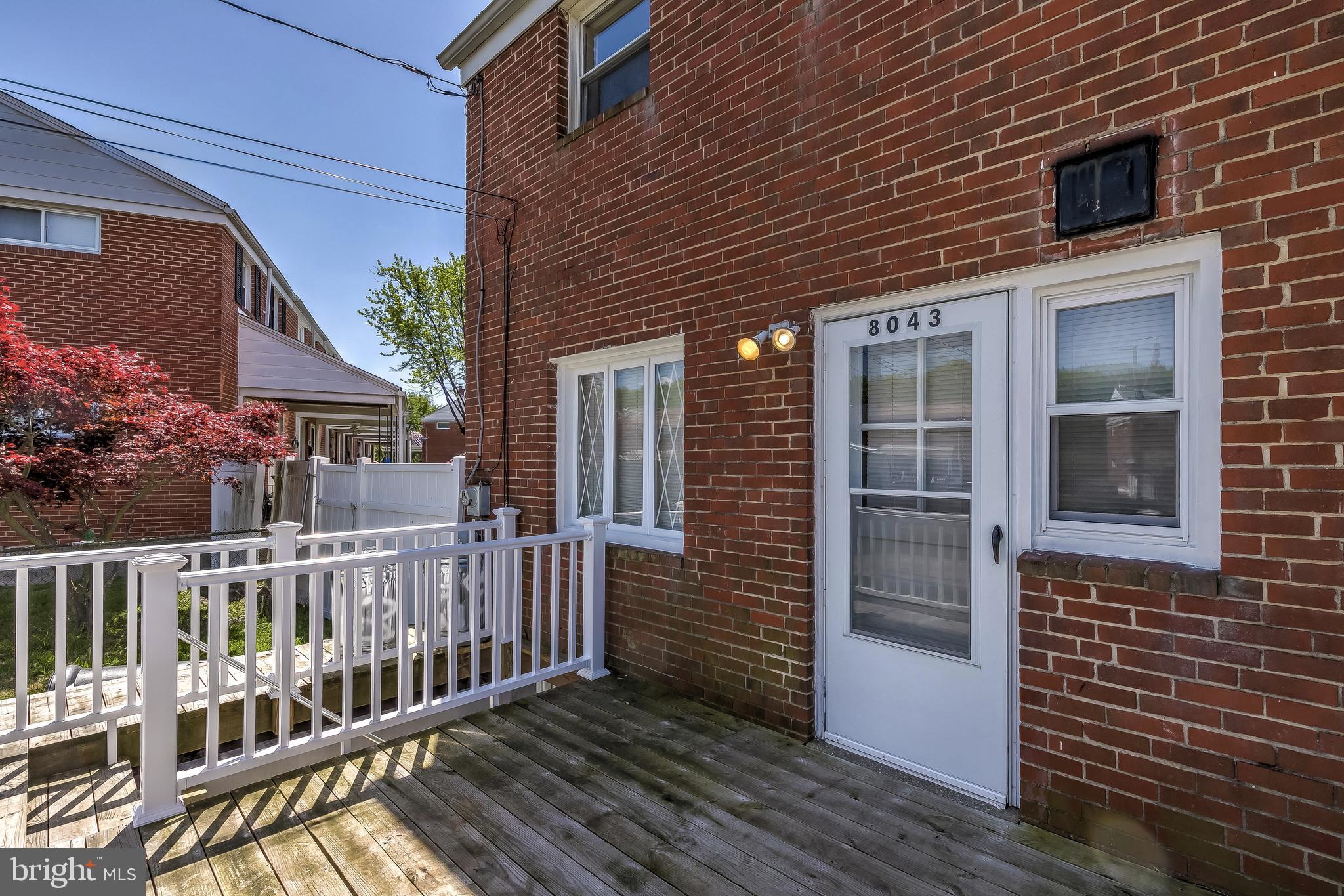 8043 Wallace Road Dundalk, MD 21222 - Photo 32 of 35 Rear deck