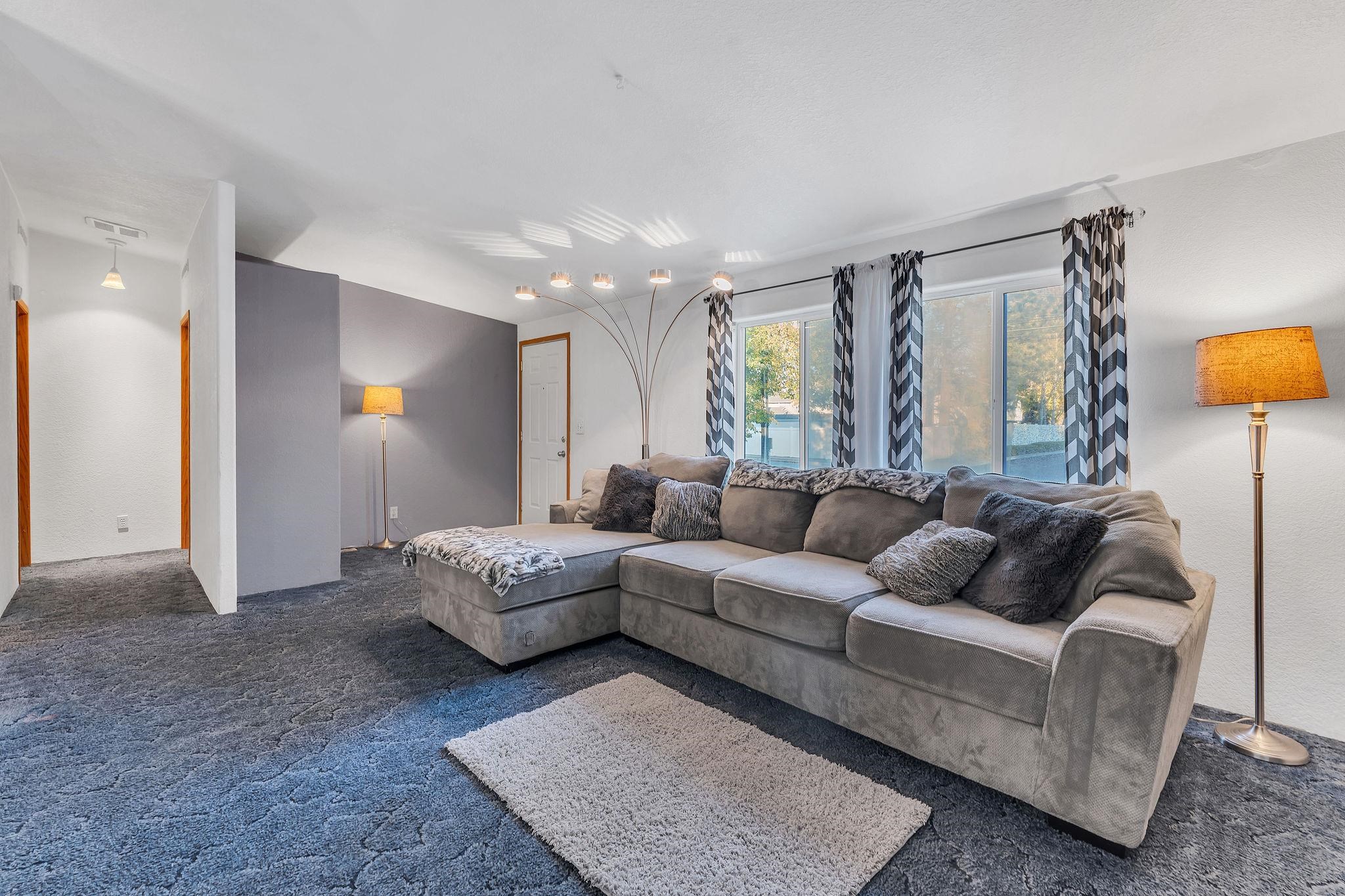3110 South Perry Street Spokane, WA 99203 - Photo 3 of 29 Gallery Image 3