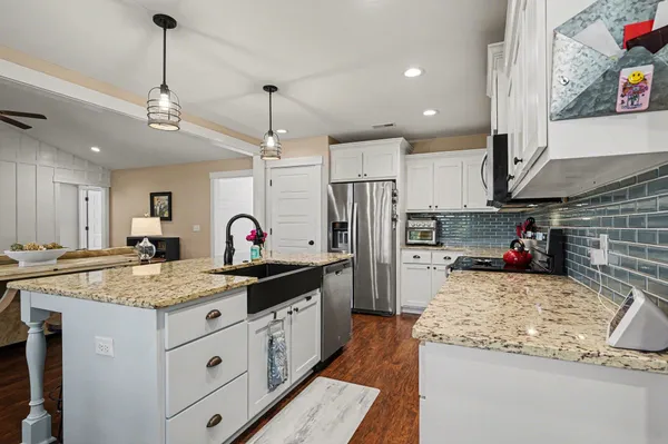 $345,000 | 141 Penn Circle, Galivants Ferry, SC 29544