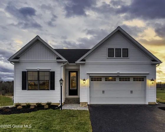 $623,995 | 7 Magnolia Drive, Halfmoon, NY 12065