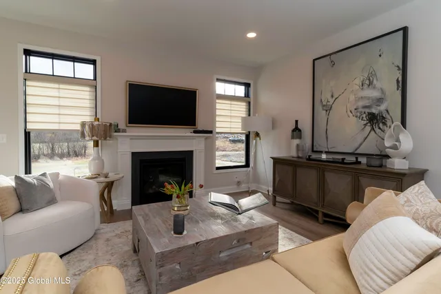 $619,995 | 7 Magnolia Drive, Halfmoon, NY 12065