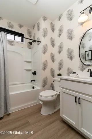 $619,995 | 7 Magnolia Drive, Halfmoon, NY 12065