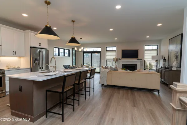 $623,995 | 7 Magnolia Drive, Halfmoon, NY 12065