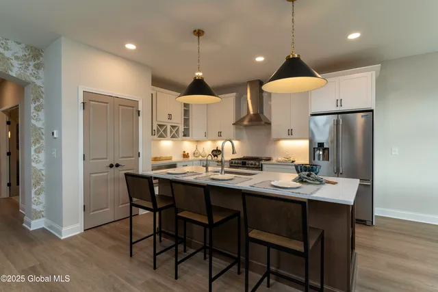 $619,995 | 7 Magnolia Drive, Halfmoon, NY 12065