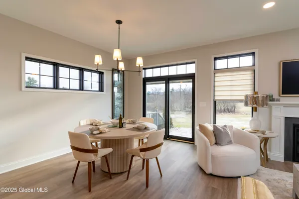 $623,995 | 7 Magnolia Drive, Halfmoon, NY 12065
