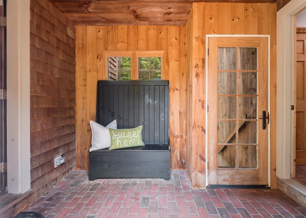 15 Little Rest Road Brimfield, MA 01010 - Photo 4 of 42
