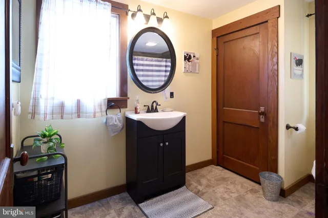 $289,900 | 127 East Aaron Square, Aaronsburg, PA 16820