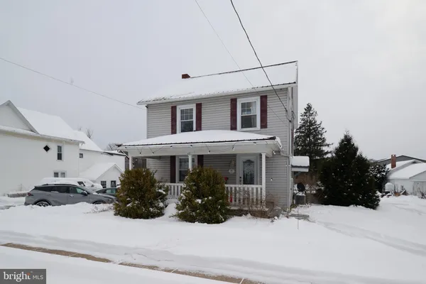 $274,900 | 127 East Aaron Square, Aaronsburg, PA 16820