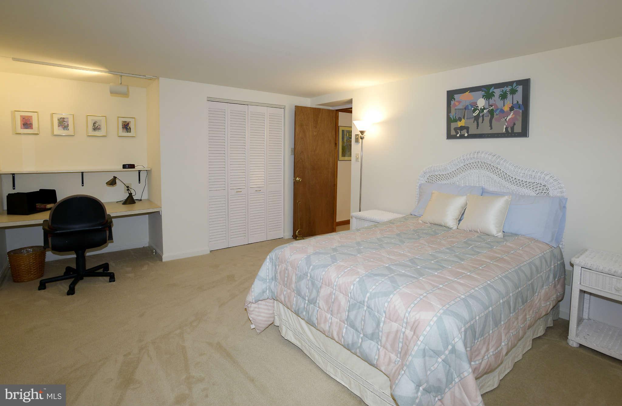 6718 Whitegate Road Clarksville, MD 21029 - Photo 22 of 28 Bedroom #4