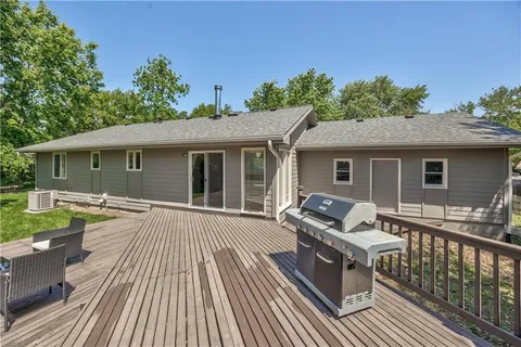 $360,000 | 105 East Cedar Street, Spring Hill, KS 66083