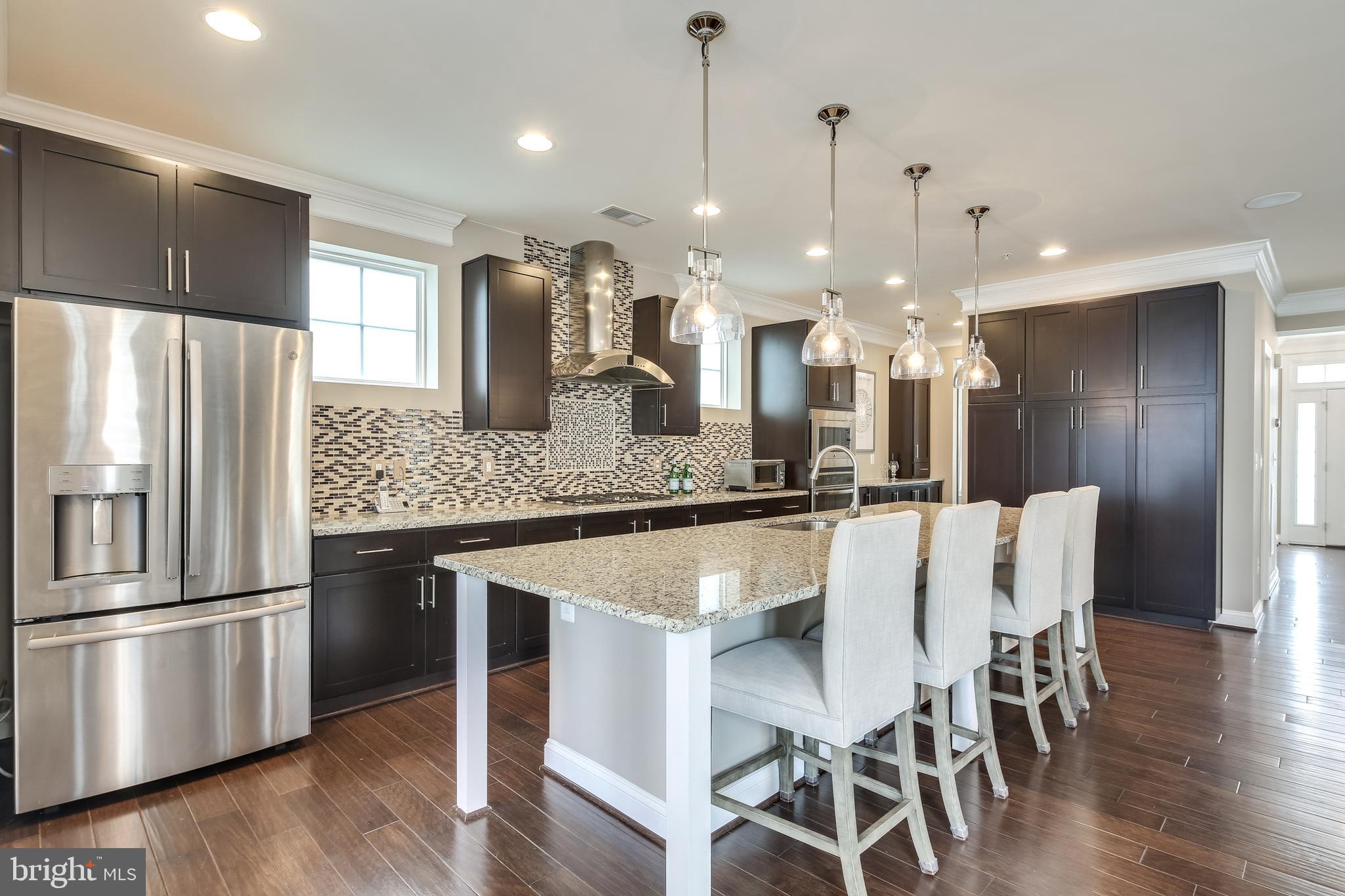 7771 Elmwood Road Fulton, MD 20759 - Photo 11 of 59 Upgraded kitchen with custom backsplash