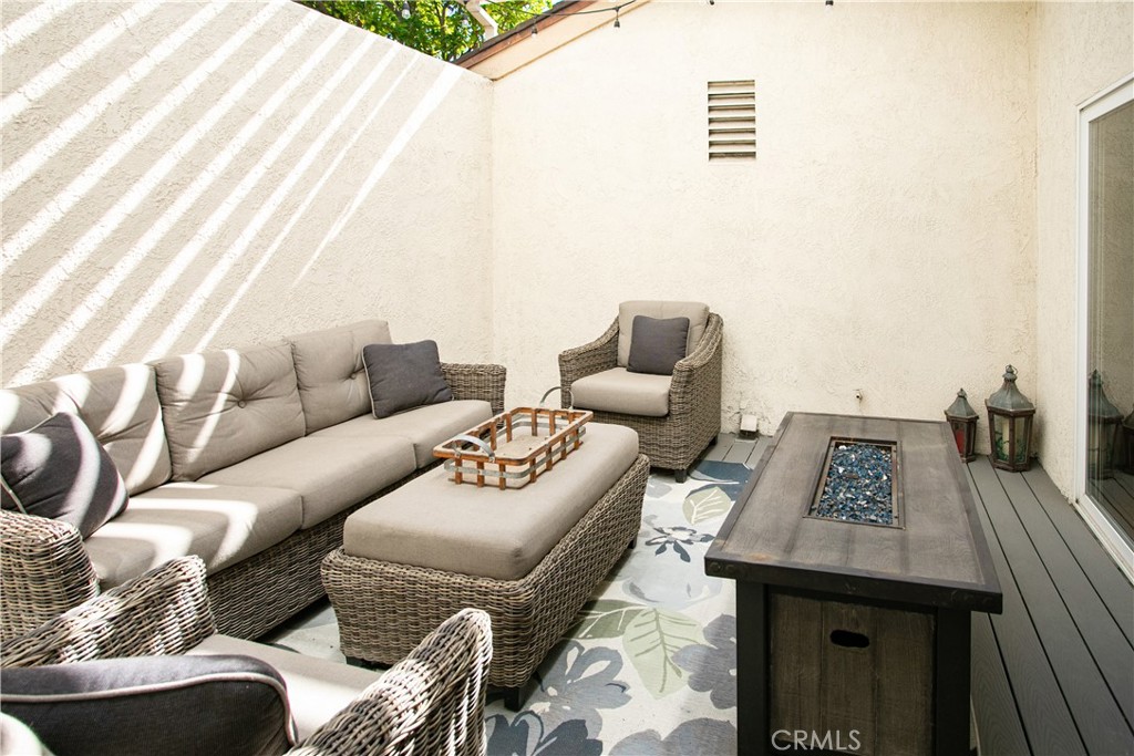 14302 Morning Glory Road Tustin, CA 92780 - Photo 11 of 38 a living room with furniture and a window