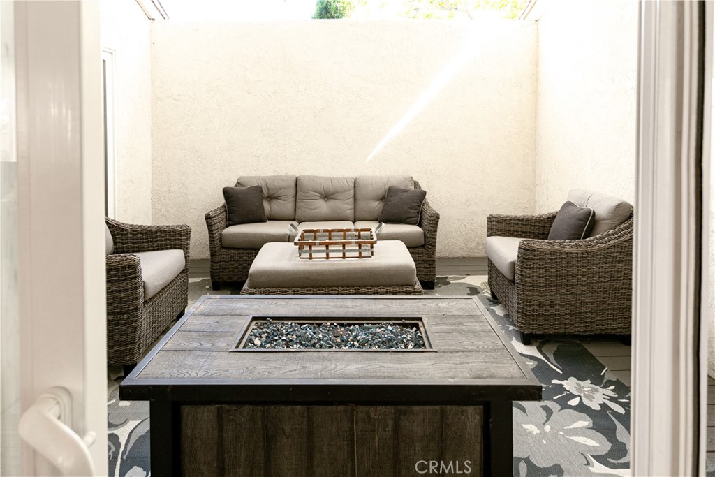 14302 Morning Glory Road Tustin, CA 92780 - Photo 12 of 38 a living room with furniture