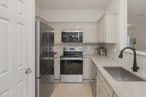 $385,000 | 1360 Crown Point Place, Nashville, TN 37211