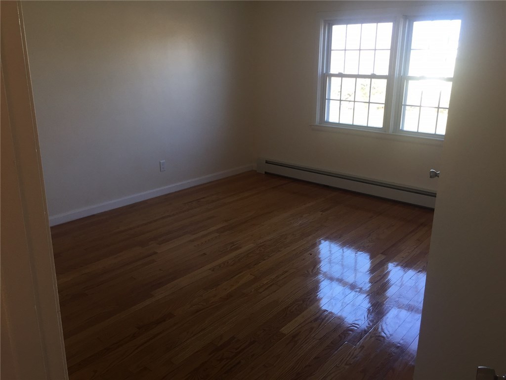 206 Deerfield Road Cranston, RI 02920 - Photo 11 of 21 Gallery Image 11
