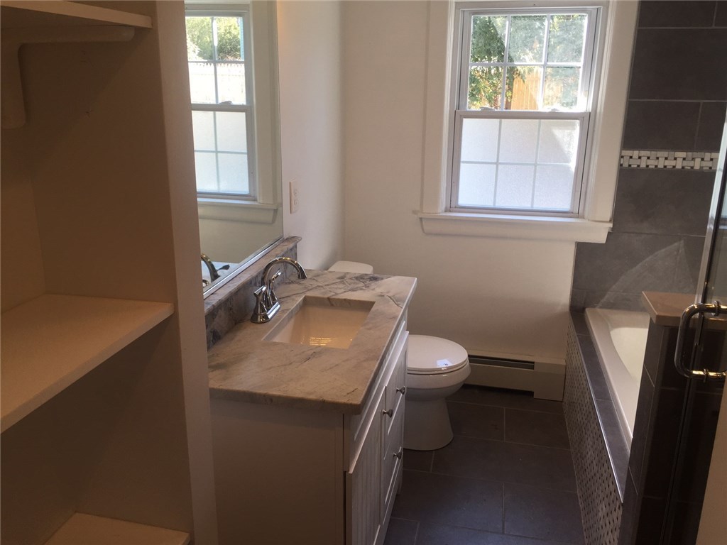 206 Deerfield Road Cranston, RI 02920 - Photo 13 of 21 Gallery Image 13