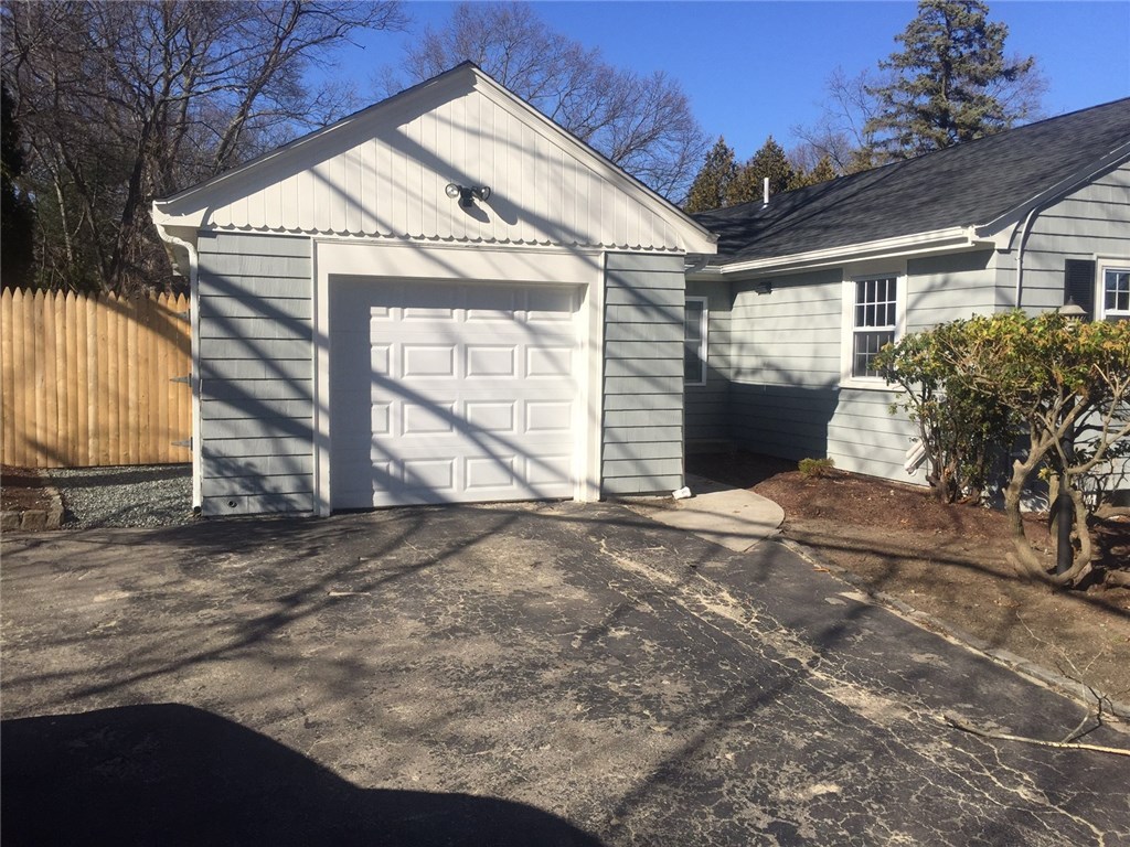 206 Deerfield Road Cranston, RI 02920 - Photo 20 of 21 Gallery Image 20