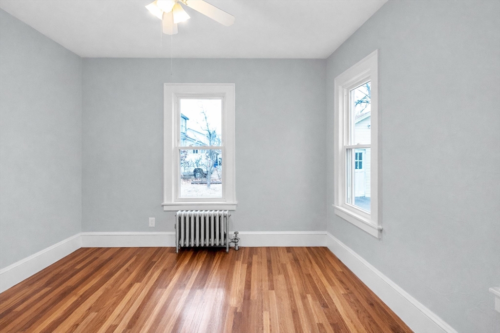 141 Hood Street Springfield, MA 01109 - Photo 14 of 29