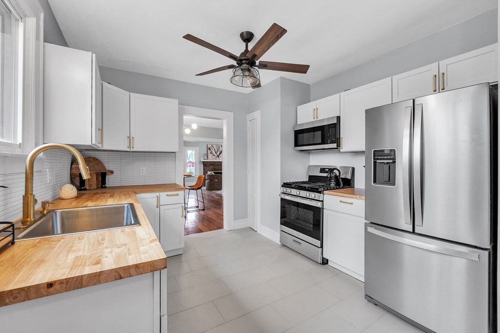 141 Hood Street Springfield, MA 01109 - Photo 9 of 29