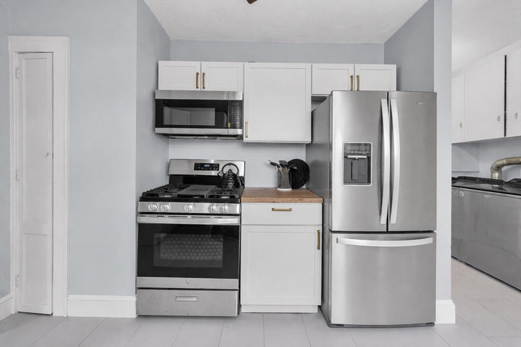 141 Hood Street Springfield, MA 01109 - Photo 10 of 29