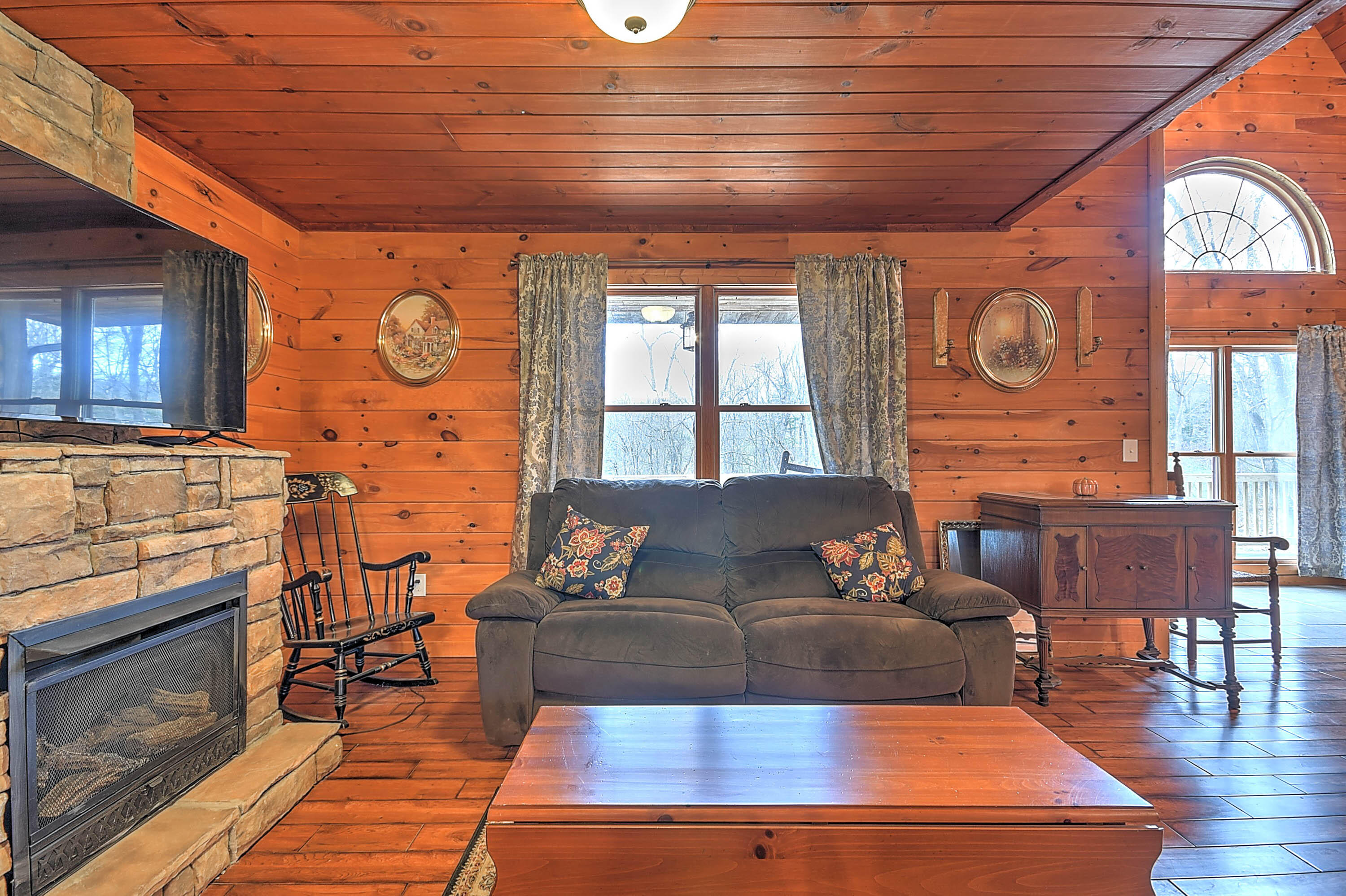 293 Hart Road Elizabethton, TN 37643 - Photo 7 of 52 Hart-25