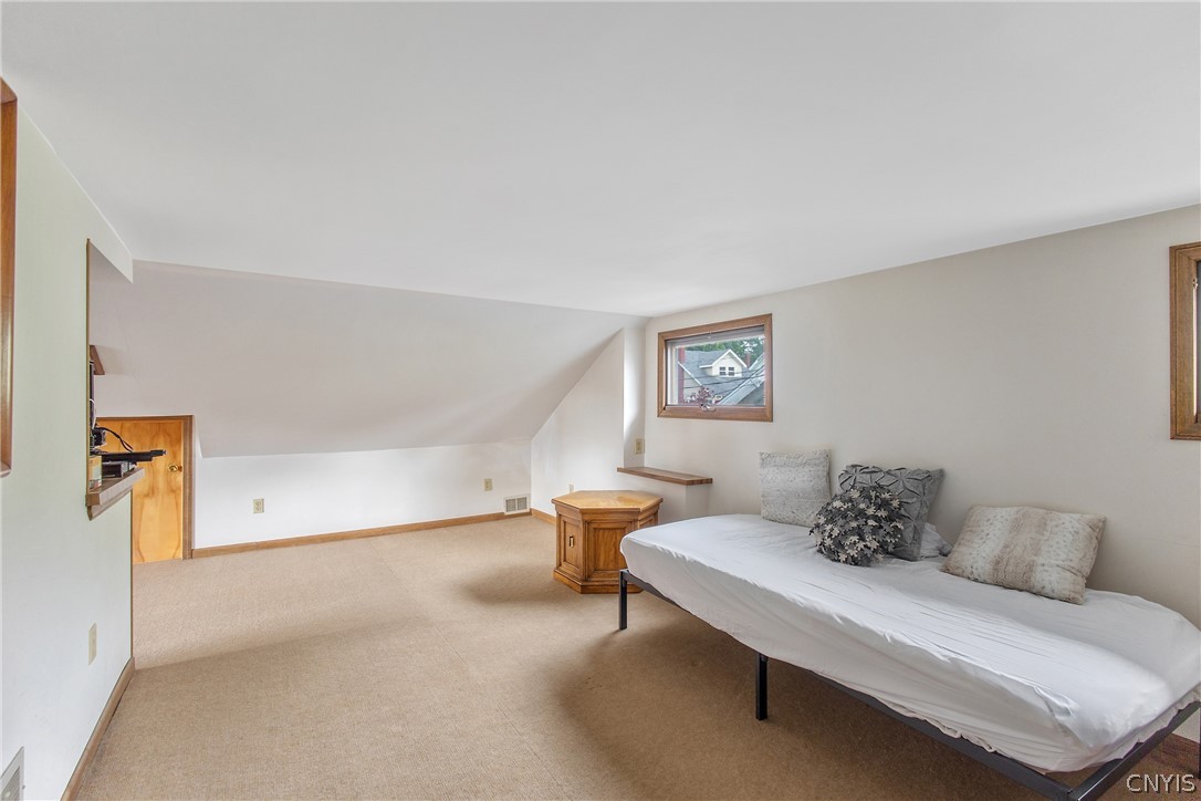 112 Winthrop Road Syracuse, NY 13206 - Photo 27 of 42 Spacious 2nd-Floor Bedroom Featuring an Incredible