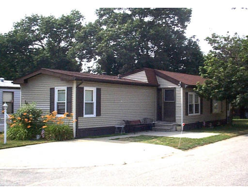 142 Edbert Street Chicopee, MA 01020 - Photo 1 of 1 Gallery Image 1