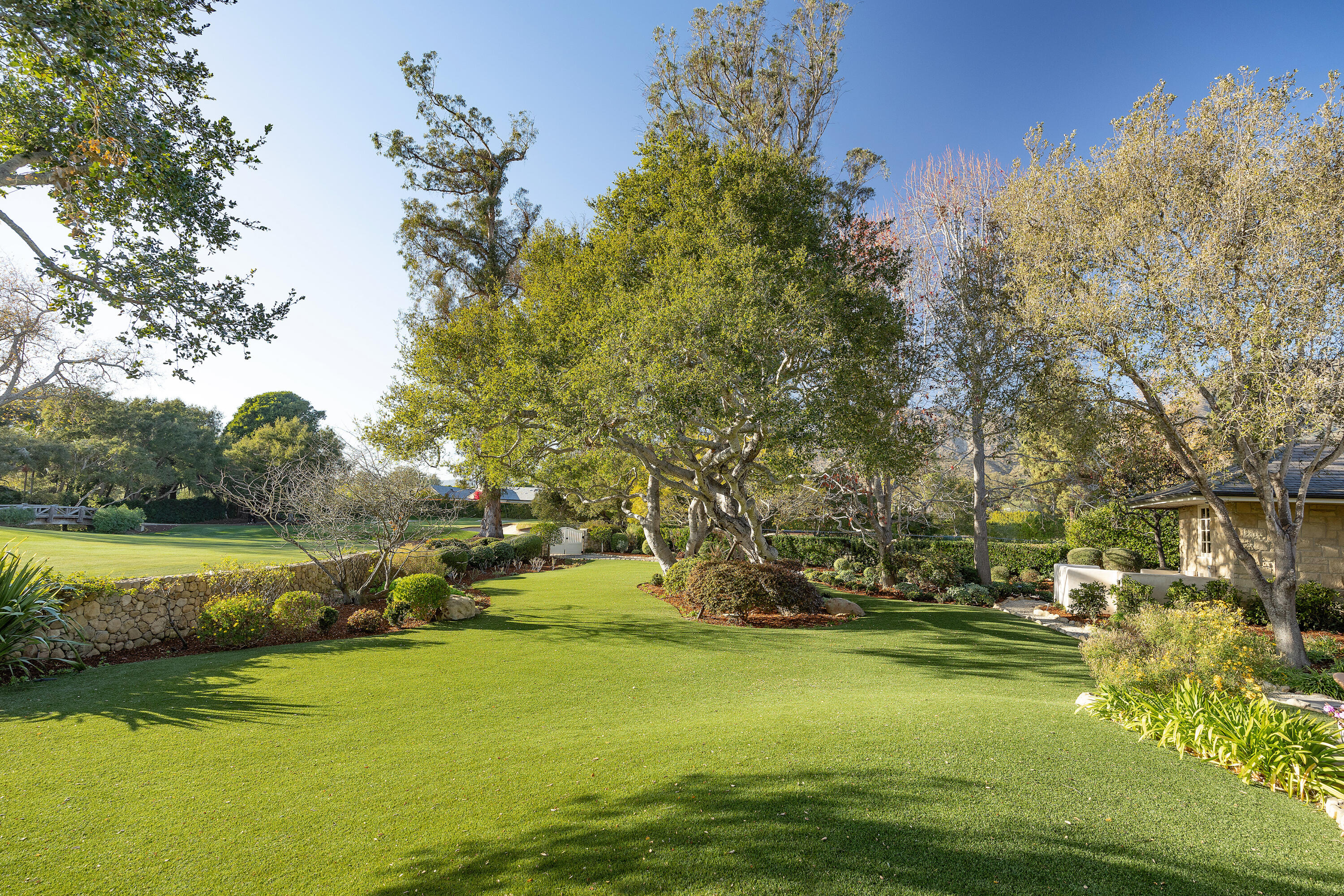 2125 10 Acre Road Santa Barbara, CA 93108 - Photo 27 of 37 Back Lawn