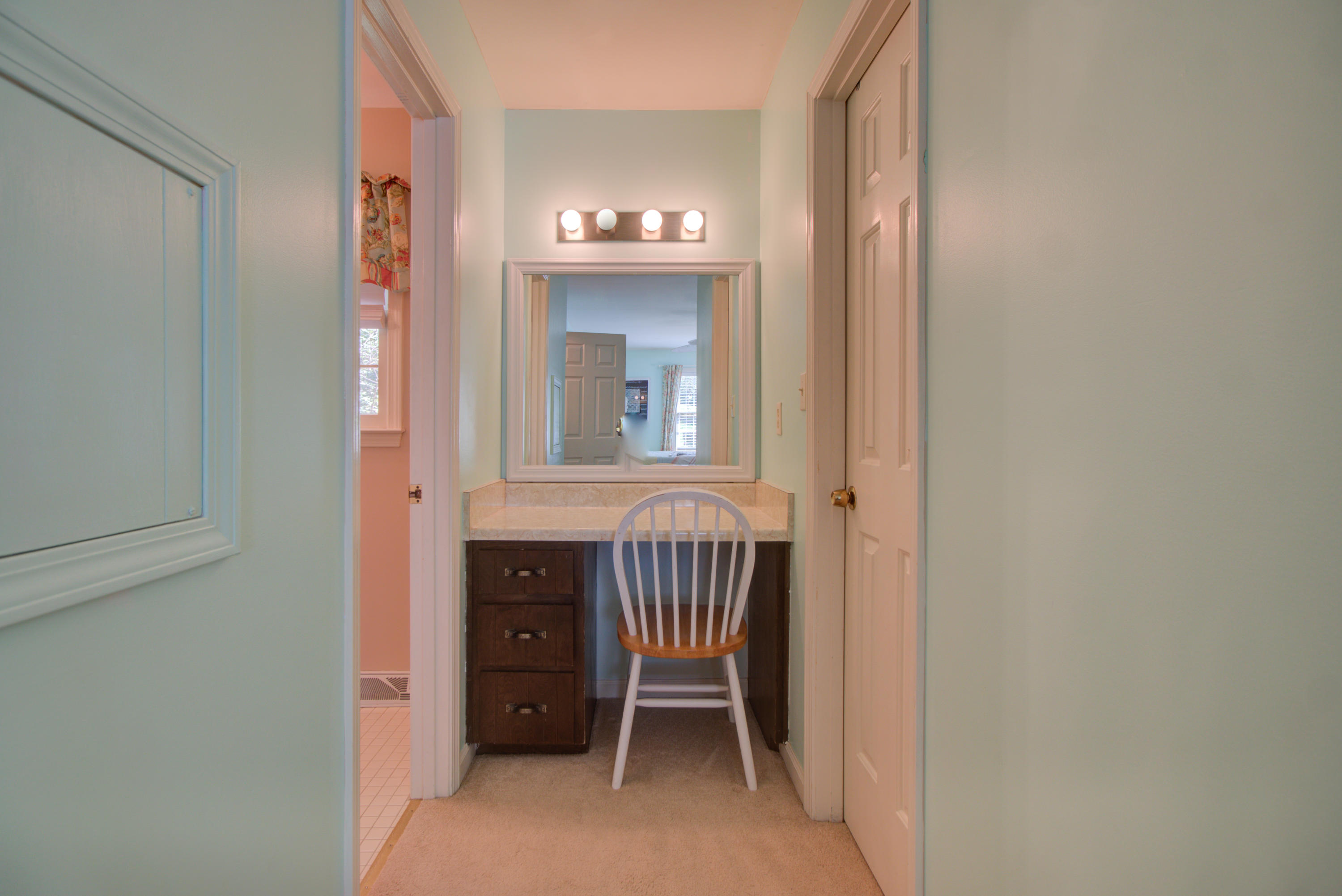 6136 Burnham Road Roanoke, VA 24018 - Photo 23 of 31 _MG_0119_20_21_22_23