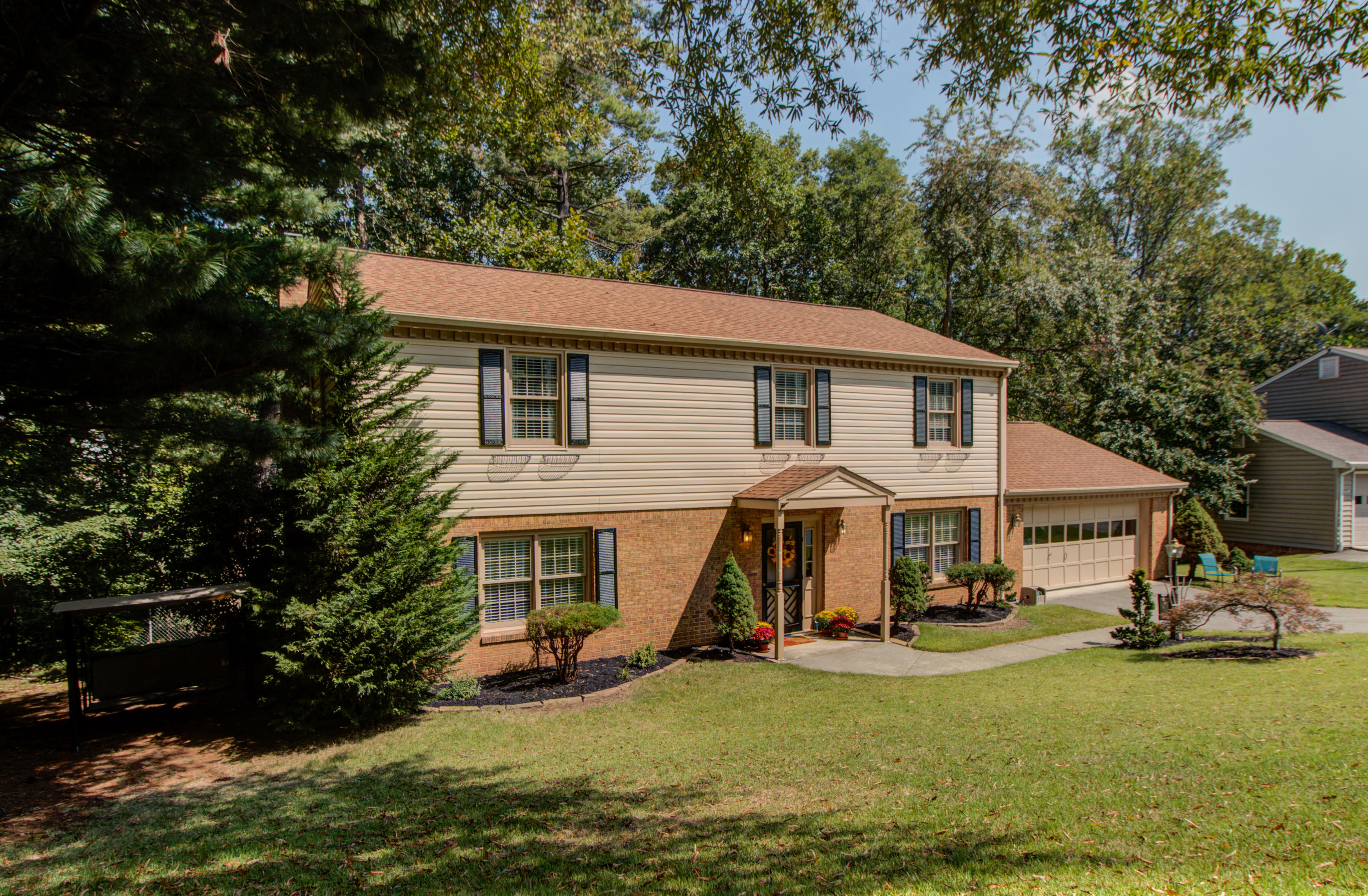 6136 Burnham Road Roanoke, VA 24018 - Photo 31 of 31 _MG_0169_70_71_72_73