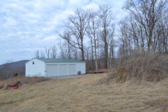 127 Rushing Springs Road Monterey, TN 38574 - Photo 20 of 52 Gallery Image 20